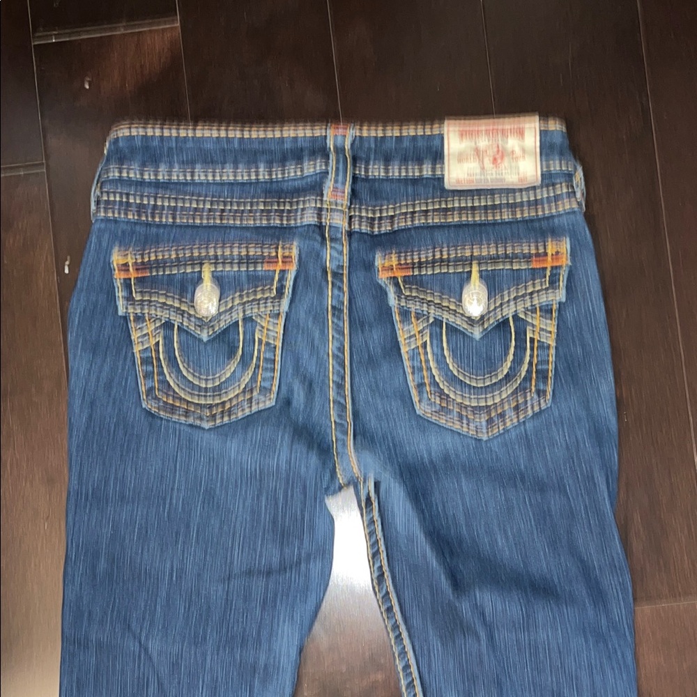True Religion Women's Skinny Jeans in Dark Blue with Contrast Stitching - Picture 6 of 9